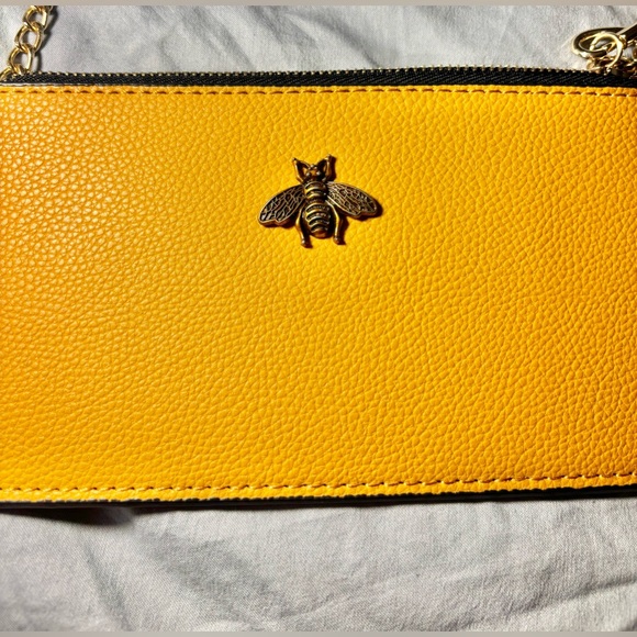 Calvin Klein small orange wristlet and bee wristlet - Picture 7 of 9